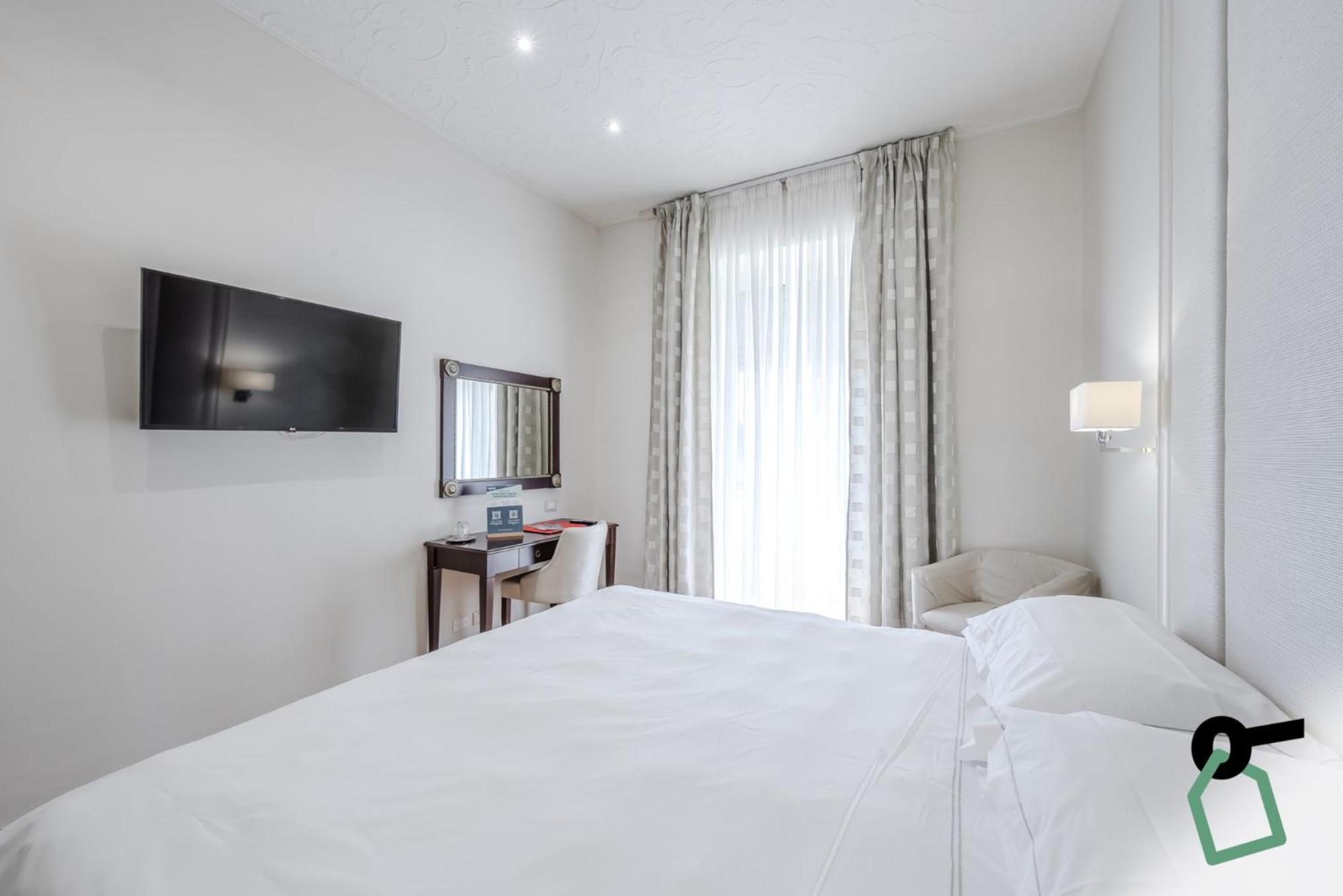 Hotiday Room Collection - Mediterranee 阿拉西奥 外观 照片