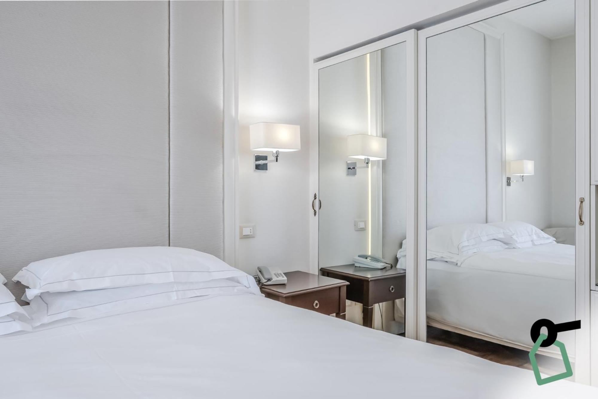 Hotiday Room Collection - Mediterranee 阿拉西奥 外观 照片