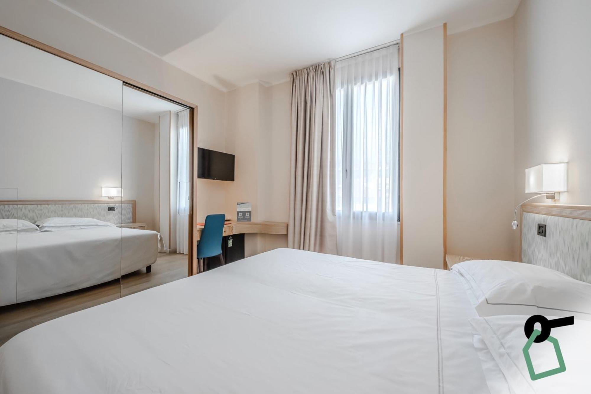 Hotiday Room Collection - Mediterranee 阿拉西奥 外观 照片